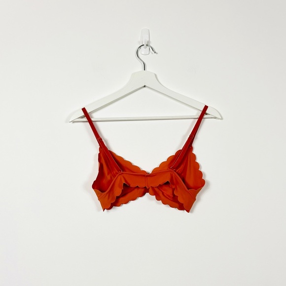 Urban Outfitters Out From Under Orange Scalloped Hem Bralette - Picture 2 of 3